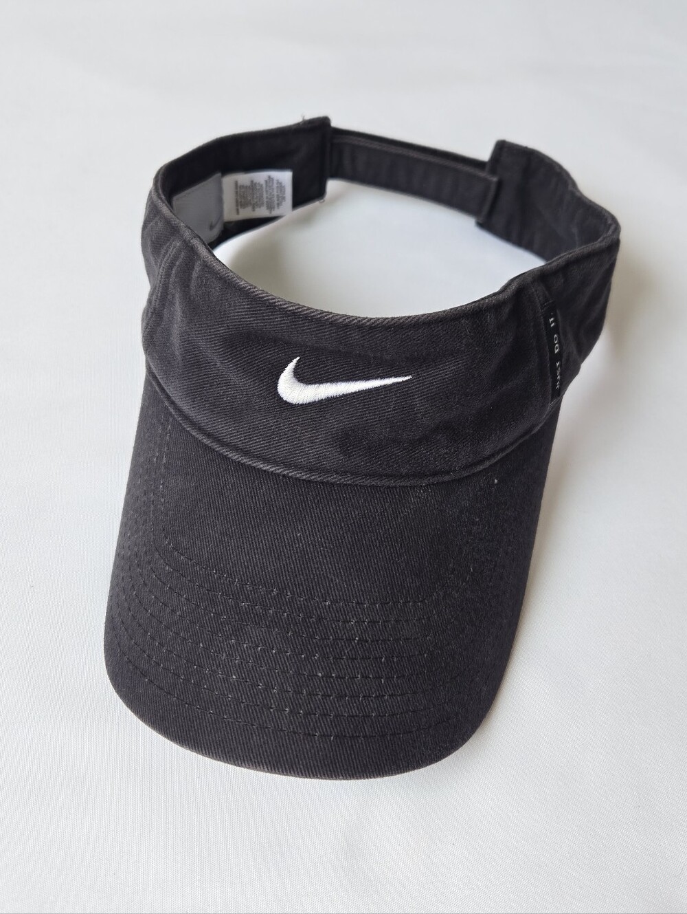 Nike Just Do It Visor Black White Swoosh Adjustable One Size Cotton Hat